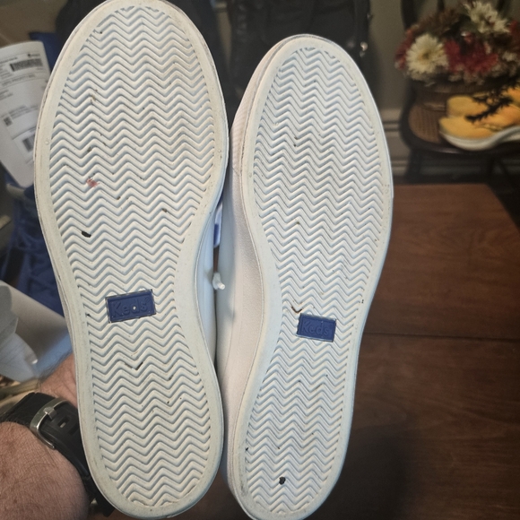 Keds Classic White Lace-Up Sneakers - Picture 10 of 10
